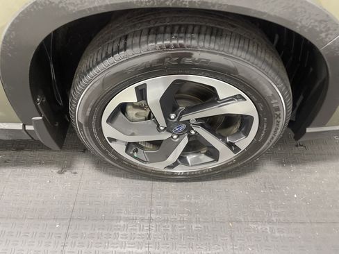 Used 2023 Subaru Forester Touring image 28