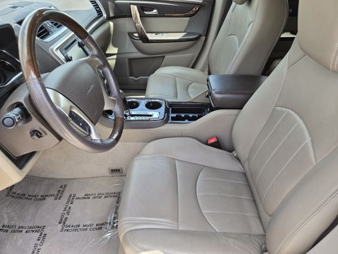 Used 2014 GMC Acadia Denali FWD image 9
