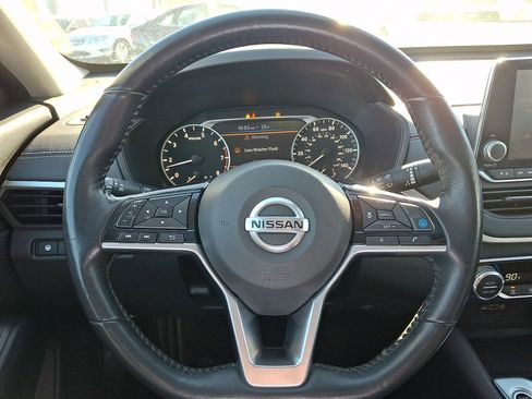 Used 2019 Nissan Altima 2.5 SV image 19