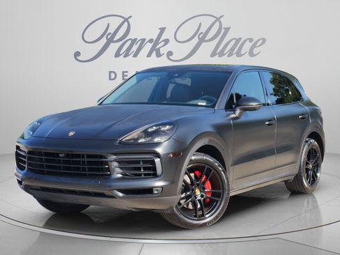 Used 2020 Porsche Cayenne AWD/4WD image 1