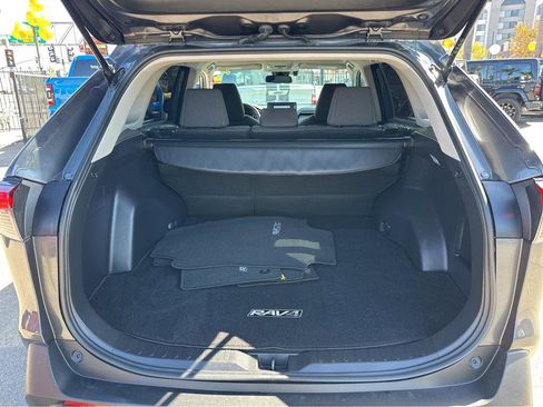 Used 2019 Toyota RAV4 LE image 35
