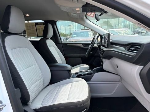 Used 2023 Ford Escape Active w/ Tech Pack #1 FWD image 30