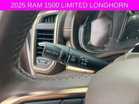 Used 2025 RAM 1500 Limited AWD/4WD image 35