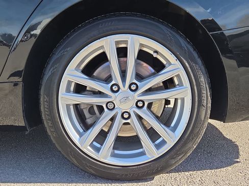 Used 2021 Cadillac CT4 Luxury w/ Cold Weather Package image 12