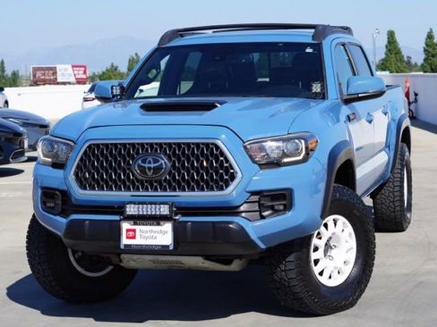 Used 2018 Toyota Tacoma TRD Pro AWD/4WD image 4