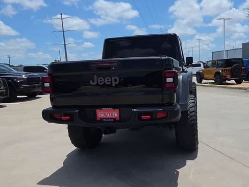 Used 2020 Jeep Gladiator Rubicon w/ LED Lighting Group AWD/4WD image 7