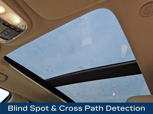 Used 2018 Jeep Grand Cherokee Limited w/ Luxury Group II image 18