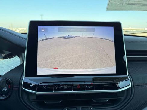 New 2026 Jeep Compass Trailhawk image 37