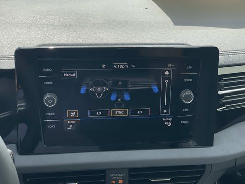 New 2026 Volkswagen Jetta SE FWD image 12