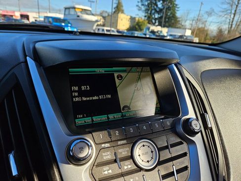 Used 2011 Chevrolet Equinox LTZ image 22