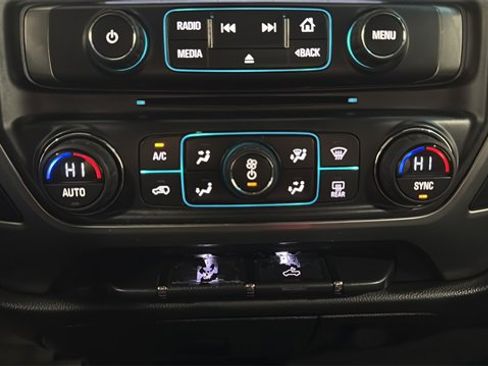 Used 2015 Chevrolet Silverado 1500 LT w/ LT Convenience Package image 15