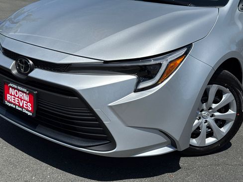 New 2026 Toyota Corolla LE FWD image 3