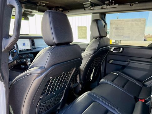 New 2025 Ford Bronco Big Bend w/ Black Diamond Package AWD/4WD image 12