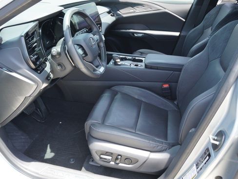 Certified 2024 Lexus RX 350 FWD w/ Convenience Package image 13