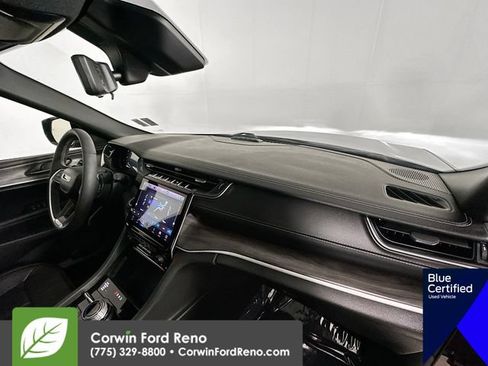 Used 2024 Jeep Grand Cherokee Limited 4xe AWD/4WD image 32