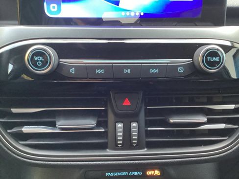 New 2025 Ford Escape Active image 50