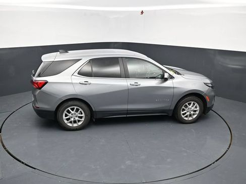 Used 2024 Chevrolet Equinox LT AWD/4WD image 49