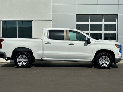 Used 2025 Chevrolet Silverado 1500 LT RWD image 3