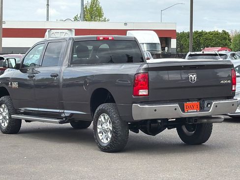 Used 2017 RAM 3500 Tradesman w/ Chrome Appearance Group AWD/4WD image 8