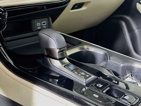Used 2024 Lexus NX 250 FWD w/ Cold Area Package image 24