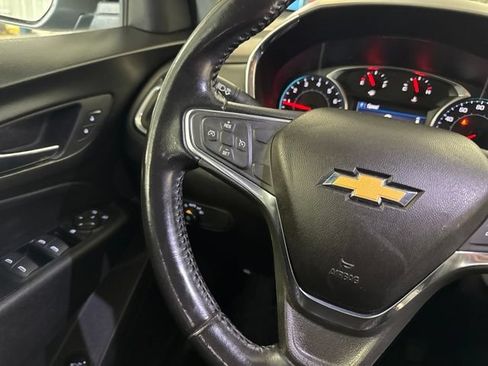 Used 2019 Chevrolet Equinox LT FWD image 20