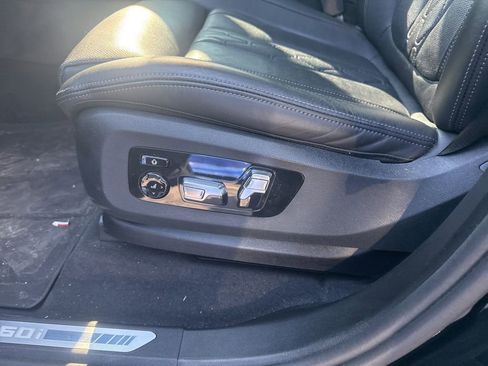 Used 2025 BMW X5 M60i w/ Executive Package image 10