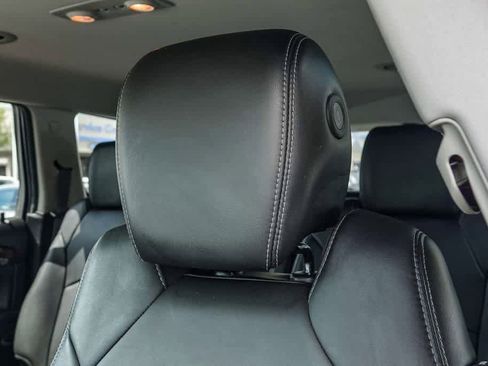 Used 2013 Buick Enclave Leather FWD image 24