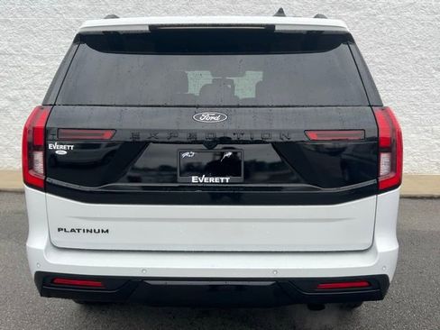 New 2025 Ford Expedition Platinum w/ Stealth Performance Package image 3