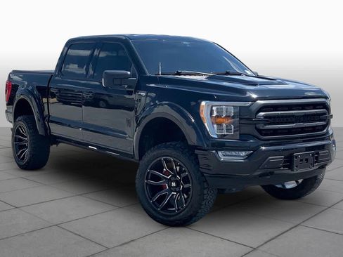 Used 2022 Ford F150 XLT w/ Equipment Group 302A High AWD/4WD image 3