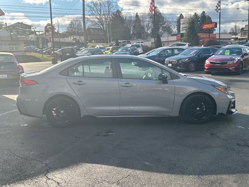 Used 2021 Toyota Corolla SE image 8