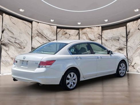Used 2010 Honda Accord EX-L image 10