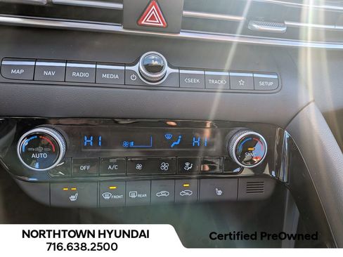 Certified 2023 Hyundai Elantra Limited image 19