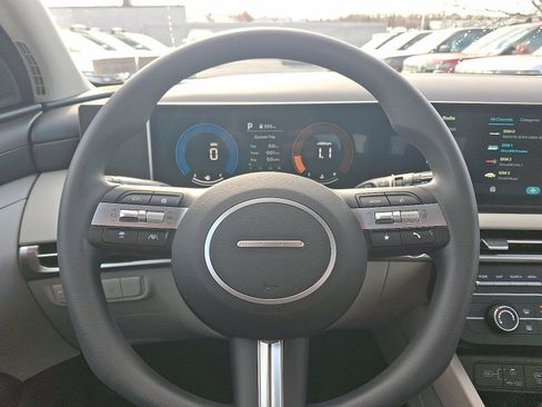 New 2026 Hyundai Tucson SE image 13