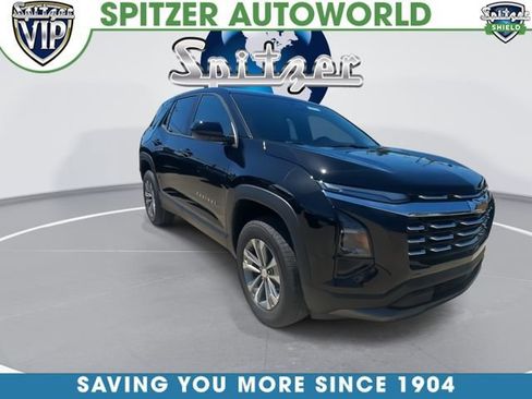 New 2026 Chevrolet Equinox LT w/ Convenience Package II FWD image 2