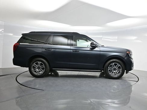 Used 2025 Ford Expedition Active image 44