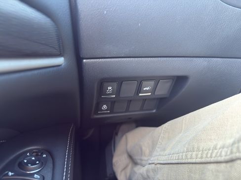 Used 2018 INFINITI QX60 AWD w/ Premium Plus Package image 16