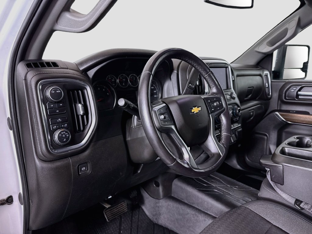 Used 2022 Chevrolet Silverado 2500 LT w/ Fleet Comfort Package AWD/4WD image 9