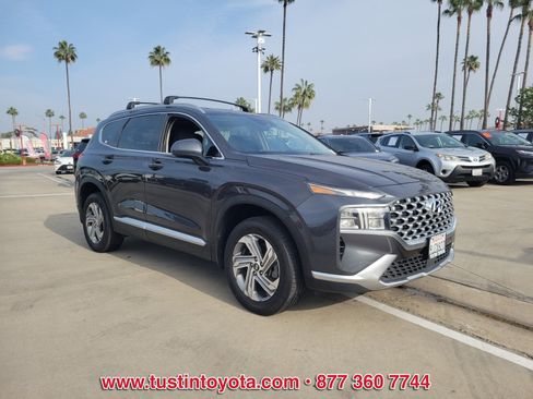 Used 2022 Hyundai Santa Fe SEL image 2