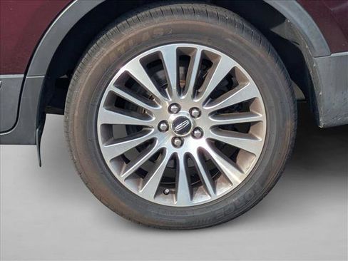 Used 2017 Lincoln MKC Reserve image 15