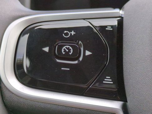 New 2026 Volvo XC60 B5 Plus w/ Protection Package Premier image 24