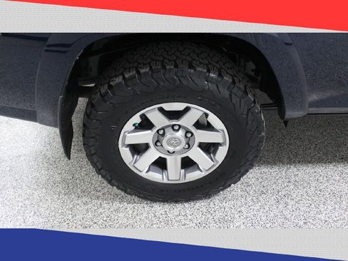 Used 2015 Toyota 4Runner Trail image 43