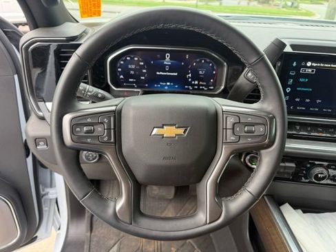 Used 2026 Chevrolet Silverado 3500 High Country w/ High Country Premium Package AWD/4WD image 21