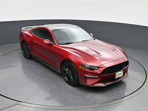 Used 2018 Ford Mustang GT Premium w/ Equipment Group 401A image 15