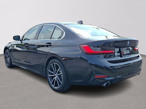 Used 2019 BMW 330i Sedan w/ Convenience Package RWD image 4
