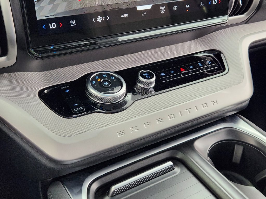 New 2027 Ford Expedition Max Active AWD/4WD image 24