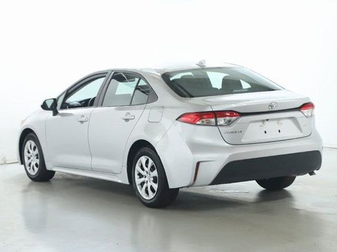 Used 2024 Toyota Corolla LE image 39