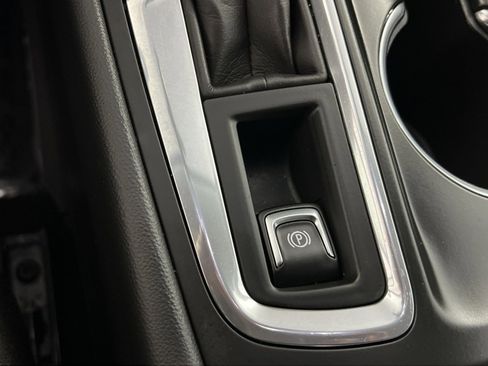 Used 2022 Chevrolet Equinox LT image 33