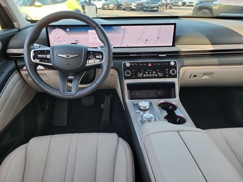 Certified 2025 Genesis GV80 2.5T Select image 6