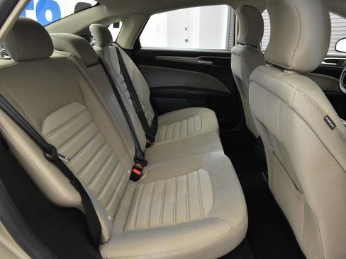 Used 2019 Ford Fusion S image 16