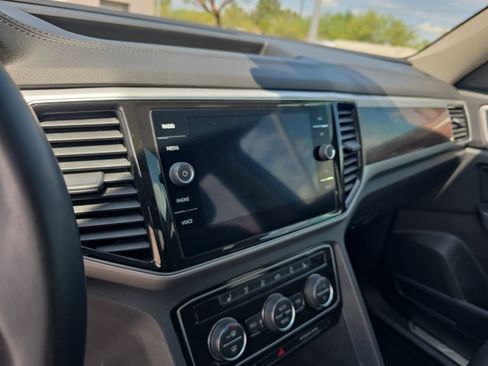 Used 2019 Volkswagen Atlas SEL Premium AWD/4WD image 12